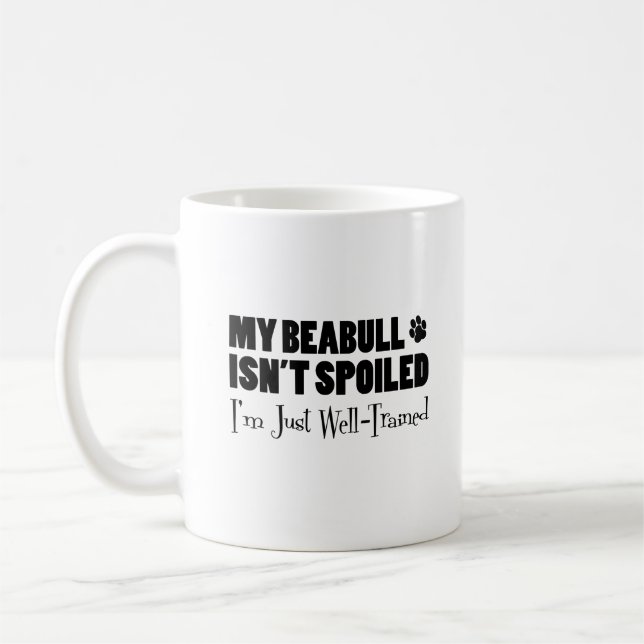 Beabull är inte spolierade den precis välutbildade kaffemugg (Vänster)