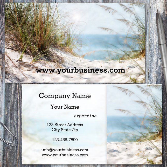 Beach-Affärskort Visitkort (Business card template with a relaxing image of a beach and the ocean)