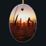 Beach Art Julgransprydnad Keramik<br><div class="desc">Fotografi från Oregon Kusten av min familjs drivskog mot sol.</div>