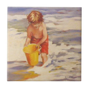 Beach Boy Child i vinkara havet Kakelplatta