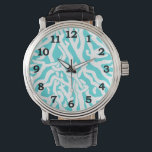 Beach Coral Reef Mönster Nautical White Blue Armbandsur<br><div class="desc">Detta söt hav/strandinspirerade upprepande nautiska mönster liknar en knivhuggen korallrev i vitt på en bänk - blå bakgrund. Elegant korallrevet mönster görs i stencil. Färg i blått påminner om ljusa, tydliga tropiska hav. Denna enkla och moderna utformning är perfekt för ett kust-/strandhustema. "Anpassa" om du vill justera bakgrunden till färg...</div>