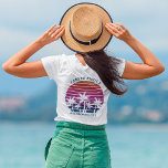 Beach Cruise Anpassningsbar Family Reunion Pocket  T Shirt<br><div class="desc">Coola som motsvarar t-shirts för familjesemester för en pappa, mamma, syster och bror till bära på en ökryssning. Det är vackert handflatan träd framför en söt strandsolnedgång. Perfektens anpassningsbar garanterar att du kan ta med dig resa till havet under sommaren. Anpassa med ditt namn på framsidan och texten om familjeåterförening...</div>