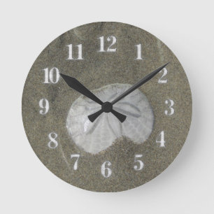 Beach House Seashore Sand Dollar Coastal Home Rund Klocka