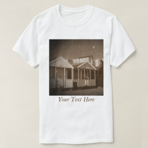 Beach huts blå himmel sepia Engelska foto av havsb Tee Shirt