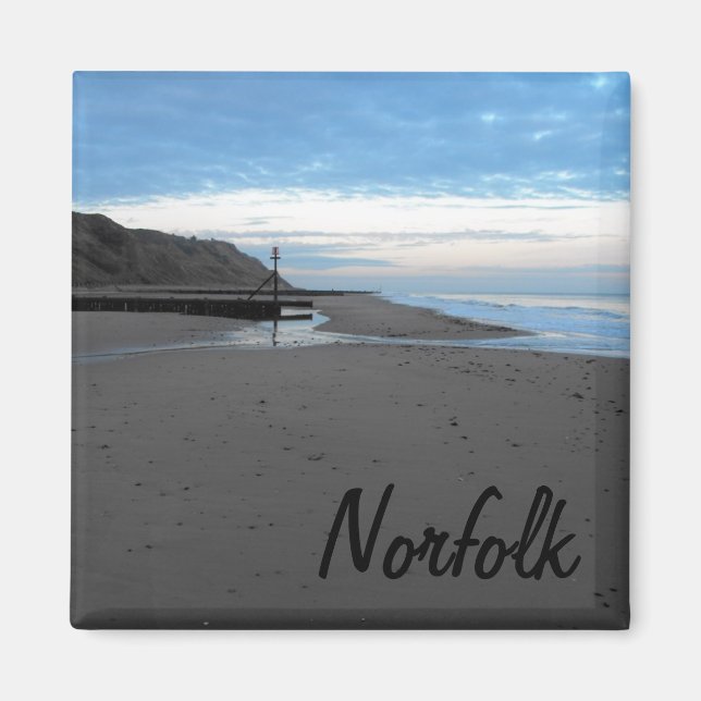 Beach in Mundesley, Norfolk av Alexandra Cook Magnet (Framsidan)