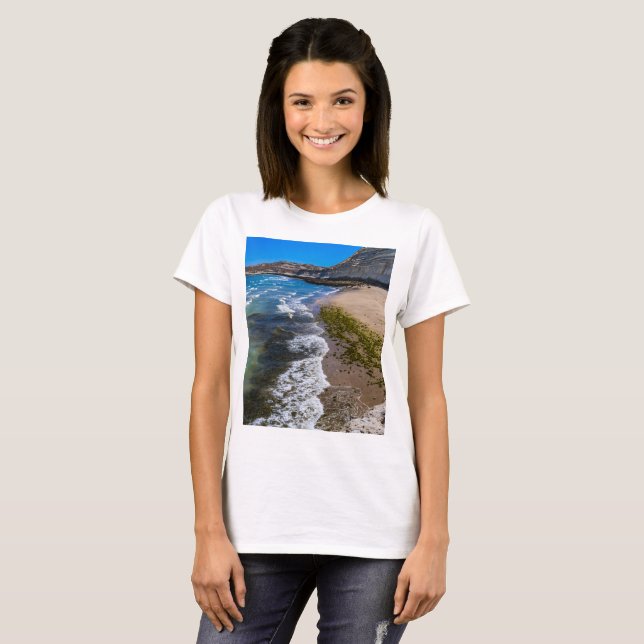 Beach in Puerto Piramides, Argentina T Shirt (Hel framsida)