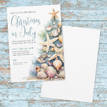Beach-jul i juli inbjudningar<br><div class="desc">Inbjudan gäster till er jul i juli i firande med denna festbjudande och biskopsinbjudan, designad med en avslappnad tropisk vibe. Layouten innehåller en blandning av blått och svart typsnitt på översta lämnat, där manusjografi kombineras med ren serif-typografi för ett sunt och modernt utseende. På grund-högerna tillför en stor Julgran som...</div>