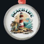 Beach Life Julgransprydnad Metall<br><div class="desc">Svart temat julprydnad. Illustration av en fyr-,  surfbrädor,  handflatan träd och delfin.</div>