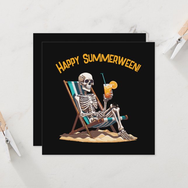 Beach Lounging Skeleton Halloween-hälsningskort Kort (Fram/Back In Situ)