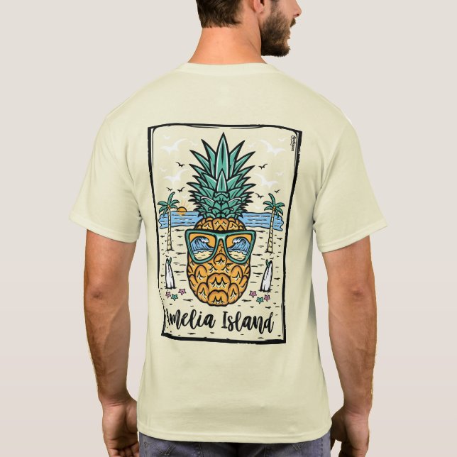 Beach på båda sidor av ön Retro Amelia T Shirt (Baksida)