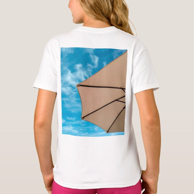 Beach party blues sol Sea parbrella pop färg T Shirt (Baksida)