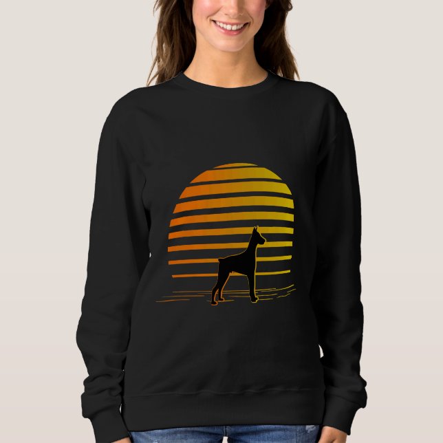 Beach Sunset and Doberman Hund T Shirt (Framsida)