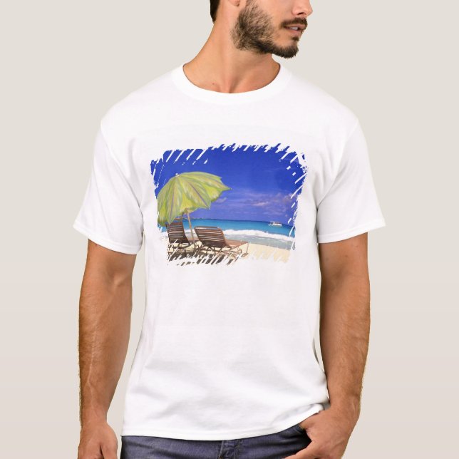 Beach Umbrella, Abaco, Bahamas T-shirt (Framsida)