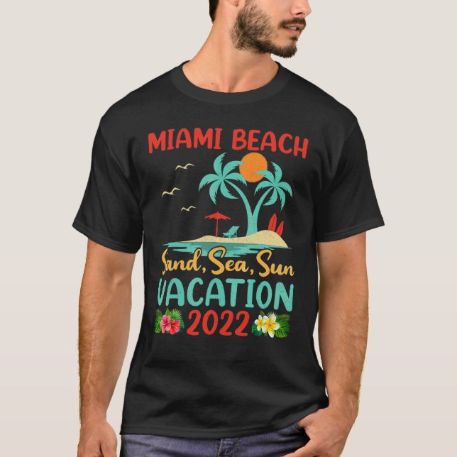 Beach Vacation 2022 Retro Sunset Florida Miami Bea T Shirt (Framsida)