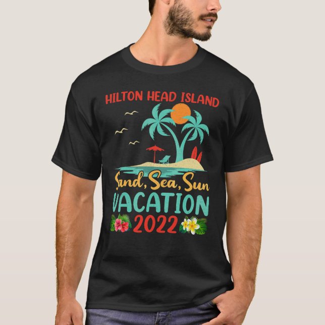 Beach Vacation 2022 Retro Sunset Hilton Head Islan T Shirt (Framsida)
