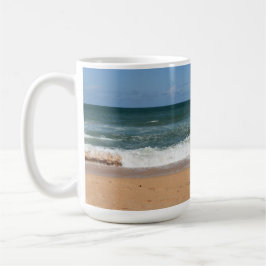Beach Vågar kraschar på Sjölandskapet Shoreline Kaffemugg