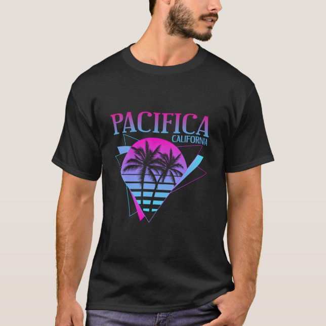 Beach Vaporwave Vacation Pacifica T Shirt (Framsida)