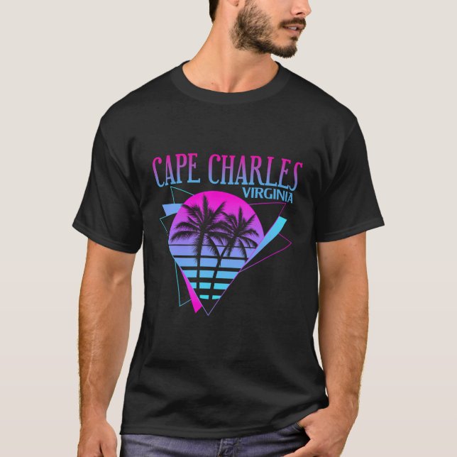 Beach Vaporwave Vacation Souvenir Cape Charles T Shirt (Framsida)
