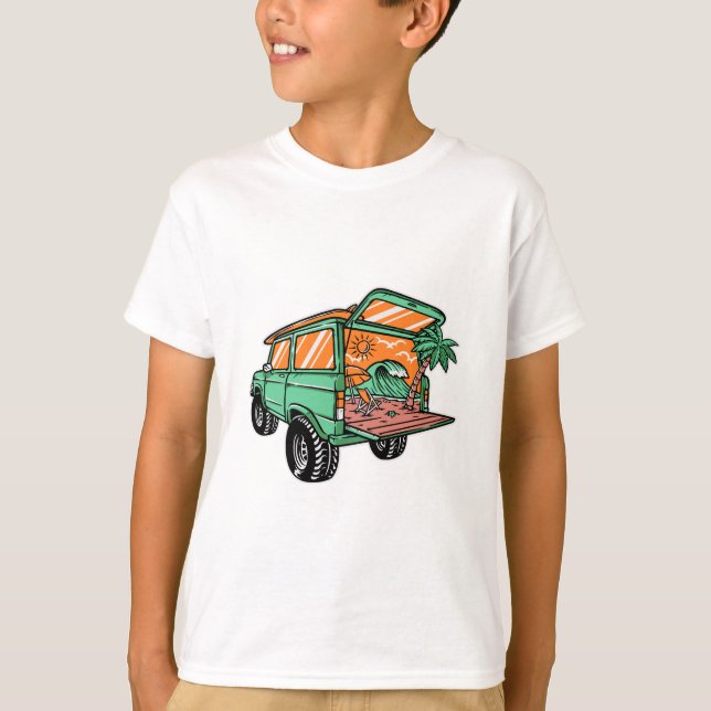 Beach View in Car Illustration Sommar roligt T Shirt (Framsida)