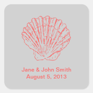 Beach Wedding Favor Stickers: Scallop på Grått Fyrkantigt Klistermärke