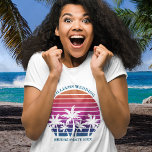 Beach Wedding Matching Brudens sida Bridesmaid T Shirt<br><div class="desc">Coola som matchar t-shirts för din brudens sida till bära till en bachelorette-fest för ett bröllop på ön. Det är vackert handflatan träd framför en söt strandsolnedgång. Perfekt tropiska anpassningsbar för sommaren resa till havs.</div>