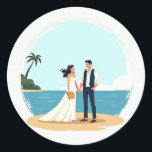 Beach Wedding Sticker Runt Klistermärke<br><div class="desc">Förtjusa dina kära med det här vackra klistermärket som visar upp ett nytt par som njuter av sitt strandbröllop,  perfekt för att ha lagt till en romantisk beröring till alla gåvor eller artiklar.</div>