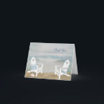 Beach Wedding Tack<br><div class="desc">Par med vita strandstolar på kusten med flip-flops och stjärnfisk för bröllop-gåva tack.</div>