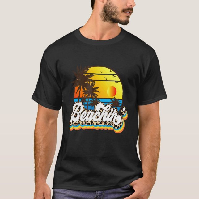 Beachin'Retro Leopard Sunset Graphic T Shirt (Framsida)