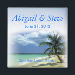 Beachy Beach Cabo Resort Wedding Favor Keepsaké Magnet<br><div class="desc">Den här buggen använder bröllopsförmånsmagnet och är lätt att anpassa med dina egna text- och teckensnittsinställningar. Det finns även möjlighet att matcha anpassade spara datum meddelande, inbjudningar, vykort, OSA kort och klistermärken för den här utformningen. Kontakta mig på info@cheryldanielsart.com om du behöver hjälp, har frågor eller vill att andra samordnade...</div>