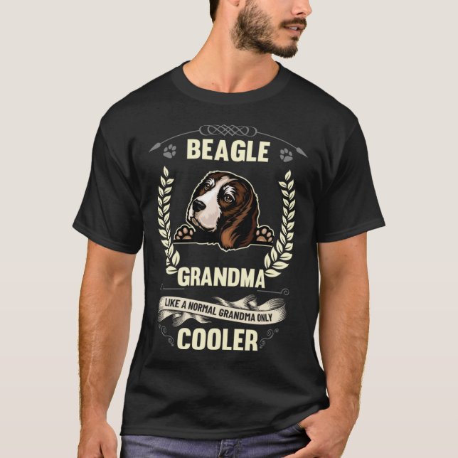 Beagle Grandma Like A Normal Grandma Only Cooler T Shirt (Framsida)