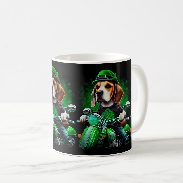 Beagle hund kör cykel St. Patrick's Day Kaffemugg (Framsida höger)
