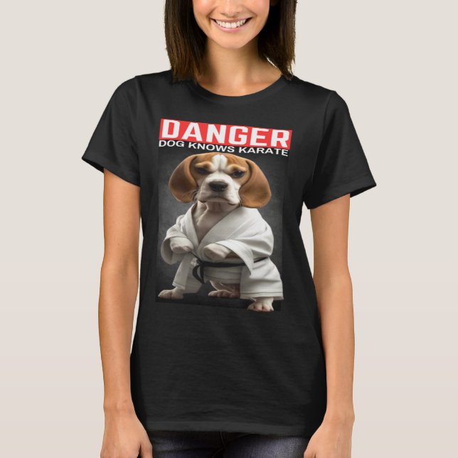 Beagle knows Karate T Shirt (Framsida)