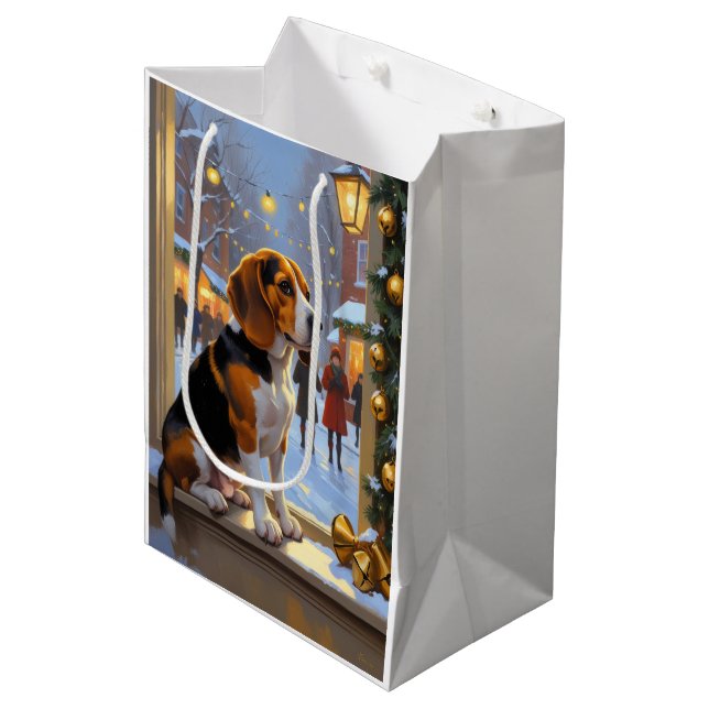 Beagle med julbelysning semester (Framsidan Vinklad)