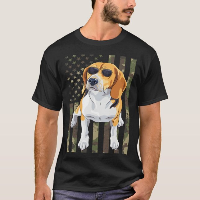 Beagle Men Women Beagle Dad Mom Camo USA Flag Beag T Shirt (Framsida)
