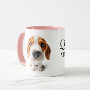 Beagle nära Mugg med dig namn