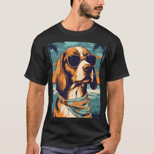 Beagle på en tropisk strand under solnedgången t shirt