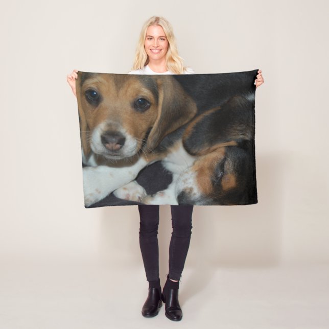 Beagle Puppies Fleece Blanket (På plats)
