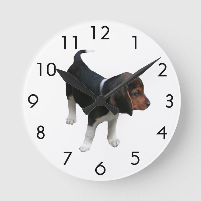 Beagle Puppy Wall Clock Rund Klocka (Framsida)
