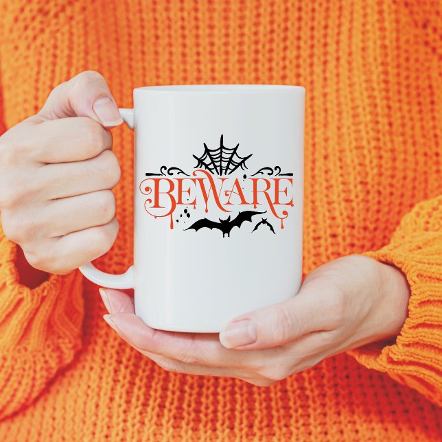 Beakta Spooky Modern Halloween Mugg (Skapare uppladdad)