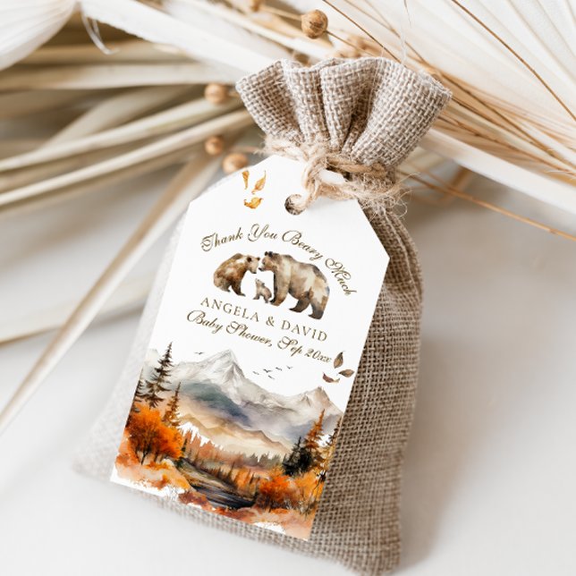 Bear Äventyr Fall Mountain Neutralt Baby Shower Presentetikett (Skapare uppladdad)