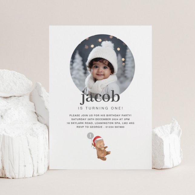 Bear Balloon Santa Hat - Foto Birthday Inbjudningar (Bear Balloon Santa Hat - Photo Birthday Invitation)
