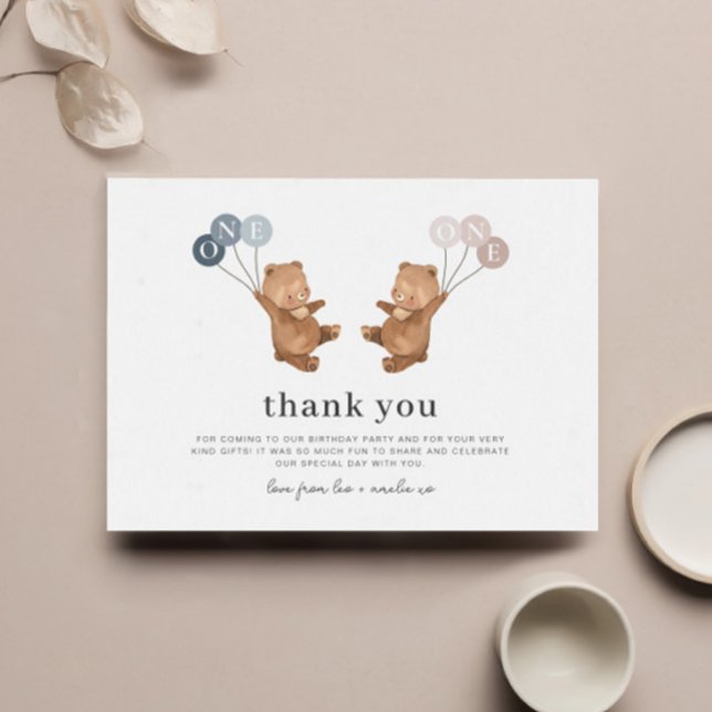 Bear Boy Girl Twillingar - 1:a födelsedagstackkort Inbjudningar (Bear Boy Girl Twins - 1st Birthday Thank You Card)