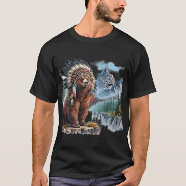 Bear Chief Mountain T Shirt (Framsida)