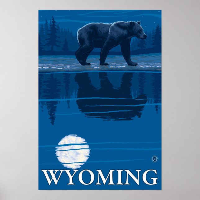 Bear in Moonlight - Wyoming Poster (Framsidan)