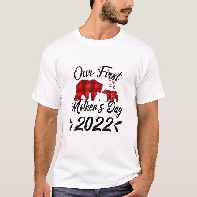 Bear our First Mors dag Lycklig Mors dag 202 T Shirt (Framsida)