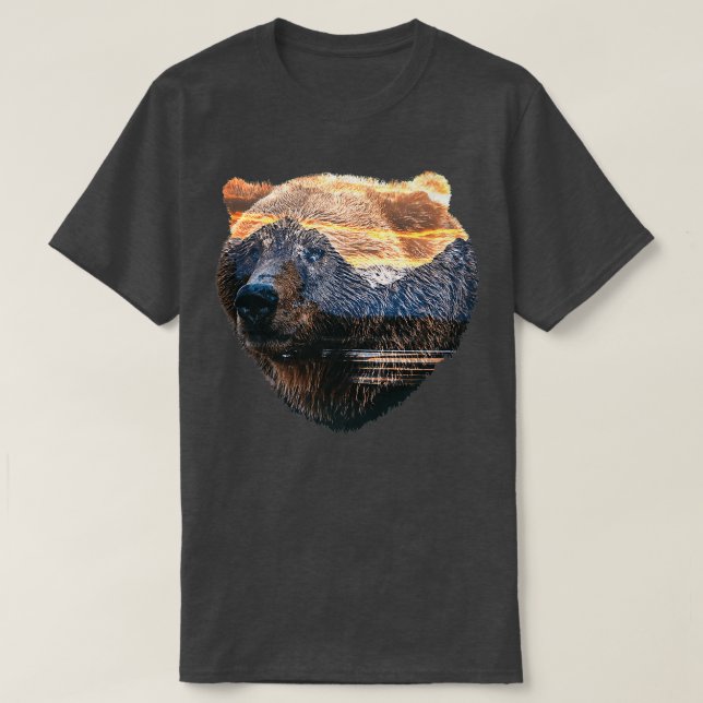 Bear Over Mountain Landscape - Mountains - Wild Pr T Shirt (Design framsida)