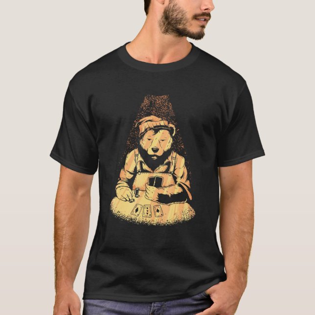 Bear Poker Player spelar upp kort Lucky Spelare Ca T Shirt (Framsida)