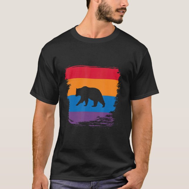 Bear Shadow Silhouette med färgstark Flagga T Shirt (Framsida)