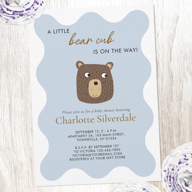Bear Unge Baby Shower-inbjudan för Little Bear Inbjudningar (Cute little bear cub personalized custom text baby shower invitation)