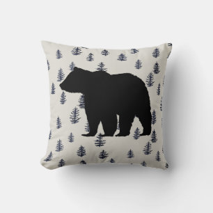 Bear Wilderness Gräs Träd Cabin Dekorativ kudde